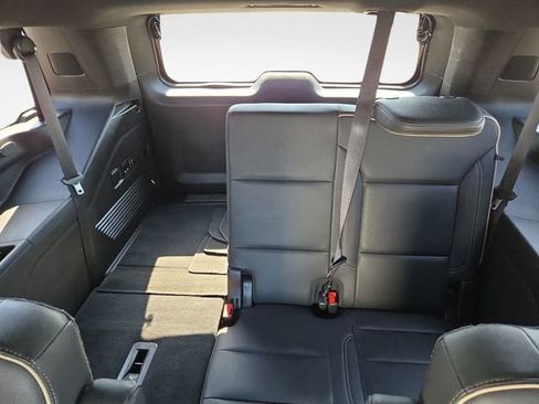 Used 2021 Chevrolet Tahoe Premier AWD/4WD image 12