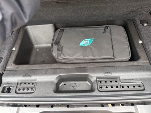 Used 2022 Jeep Wrangler Unlimited Sahara image 36