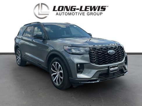 Used 2025 Ford Explorer ST-Line w/ Premium Package RWD image 10