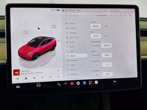 Used 2023 Tesla Model Y Long Range AWD/4WD image 45