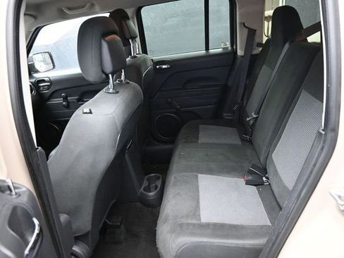 Used 2017 Jeep Patriot Sport FWD image 26