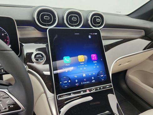 Certified 2026 Mercedes-Benz GLC 300 4MATIC image 14