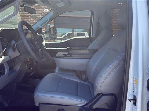 Used 2024 Ford F350 XL AWD/4WD image 29