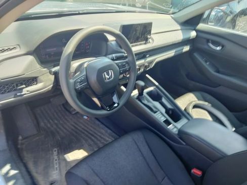 Used 2025 Honda Accord LX image 14