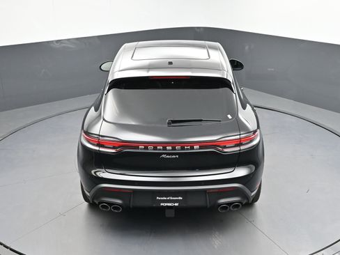 Certified 2025 Porsche Macan image 36