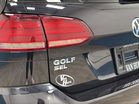 Used 2018 Volkswagen Golf SEL FWD image 39
