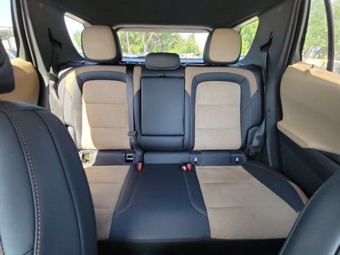 Used 2025 Chevrolet Equinox ACTIV w/ Safety and Technology Package FWD image 5