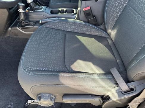 Used 2021 Jeep Wrangler Unlimited Islander image 20