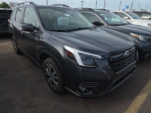 Used 2022 Subaru Forester Limited w/ Popular Package #3 AWD/4WD image 1