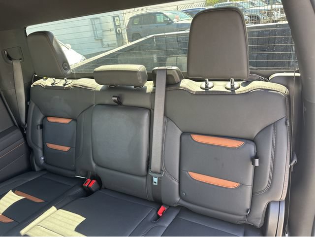 Certified 2025 GMC Sierra 1500 AT4 AWD/4WD image 17