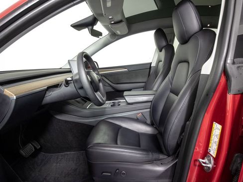Used 2023 Tesla Model Y Long Range AWD/4WD image 9