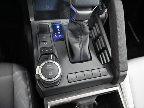New 2026 Toyota Tacoma SR5 AWD/4WD image 21