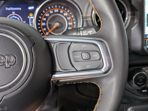 Used 2023 Jeep Gladiator Overland AWD/4WD image 33