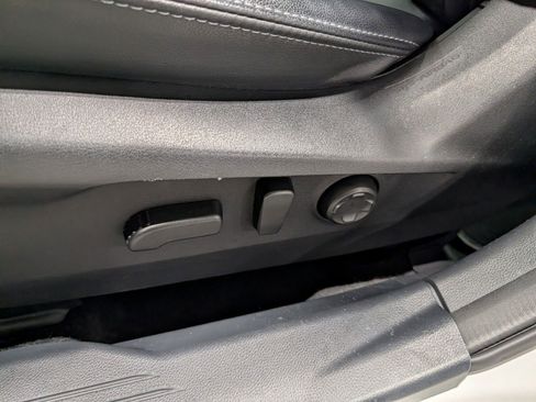 Used 2023 Subaru Outback Touring image 21