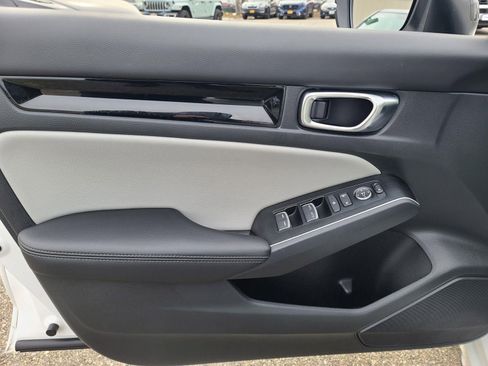 Used 2025 Honda Civic Sport Touring image 10