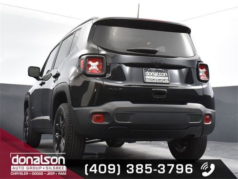 Used 2023 Jeep Renegade Altitude w/ Sun/Sound Group image 16