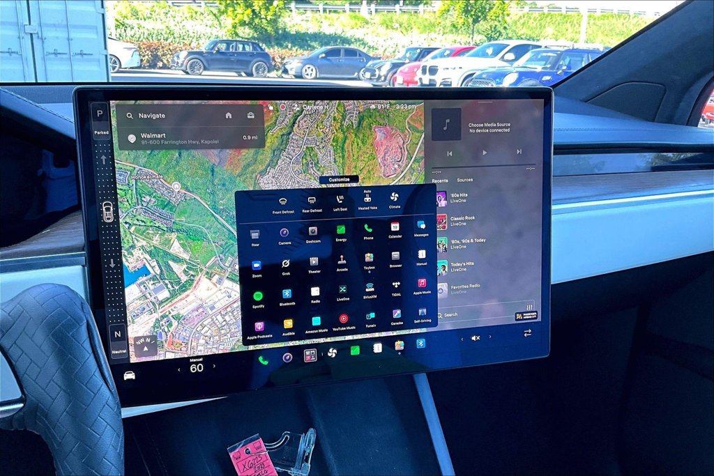 Used 2023 Tesla Model X AWD/4WD image 31