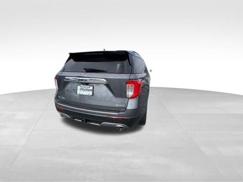 Used 2022 Ford Explorer Limited w/ Equipment Group 301A AWD/4WD image 10