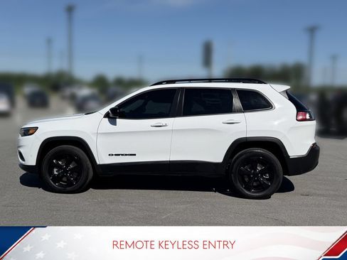 Used 2023 Jeep Cherokee Altitude Lux w/ Lux Elite Package AWD/4WD image 7