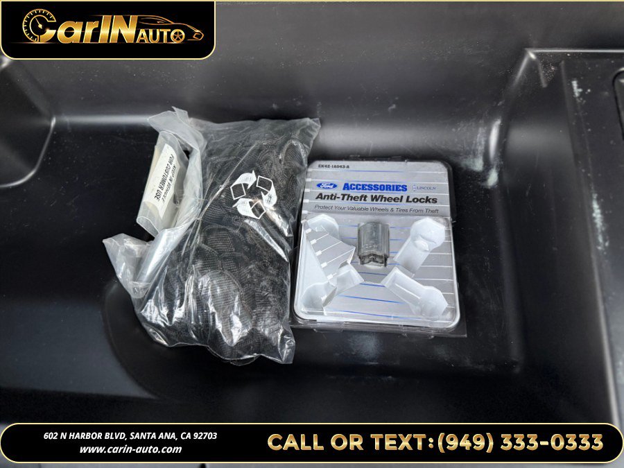 Used 2018 Lincoln Navigator Reserve w/ Technology Package AWD/4WD image 30
