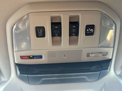 Used 2022 Subaru Ascent Touring w/ Popular Package #2A image 32