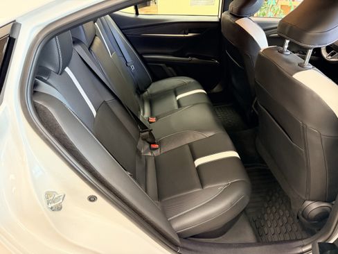 Used 2025 Toyota Camry SE FWD image 37