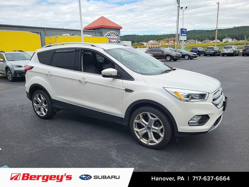 Used 2019 Ford Escape Titanium AWD/4WD image 5