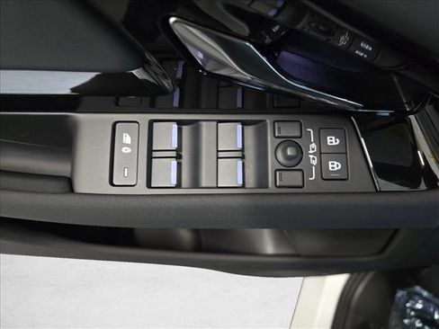 New 2026 Land Rover Range Rover Evoque S image 27