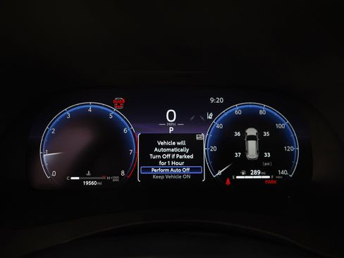 Used 2024 Toyota Highlander Limited AWD/4WD image 32