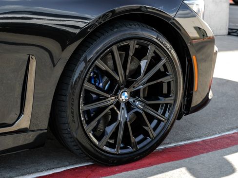 Used 2020 BMW M760i xDrive AWD/4WD image 48