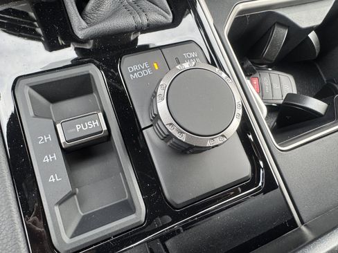 New 2026 Toyota Tundra Limited image 31