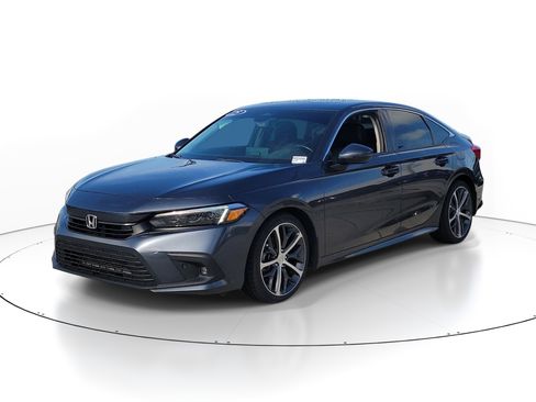 Certified 2023 Honda Civic Touring image 3