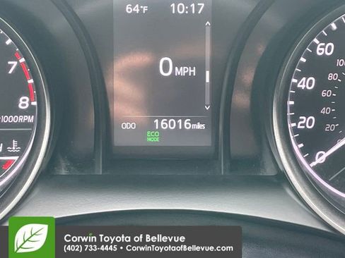 Used 2024 Toyota Camry SE FWD image 10