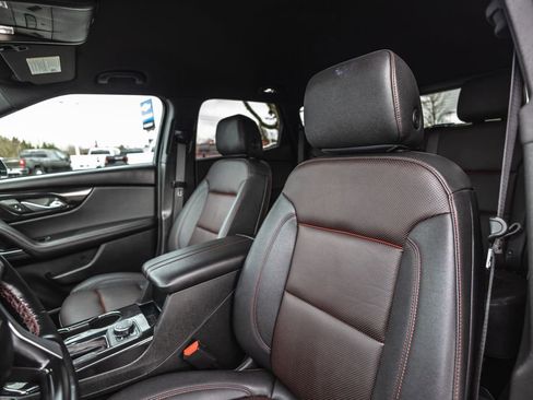 Used 2025 Chevrolet Blazer RS AWD/4WD image 22