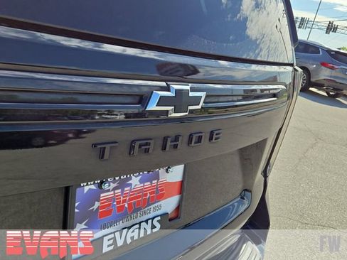 Used 2023 Chevrolet Tahoe Z71 w/ Luxury Package AWD/4WD image 4