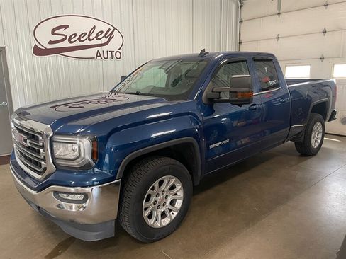 Used 2017 GMC Sierra 1500 SLE w/ SLE Value Package AWD/4WD image 1