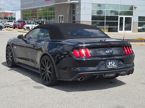 Used 2017 Ford Mustang GT Premium w/ Equipment Group 401A RWD image 4