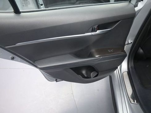 Used 2024 Toyota Camry SE FWD image 14