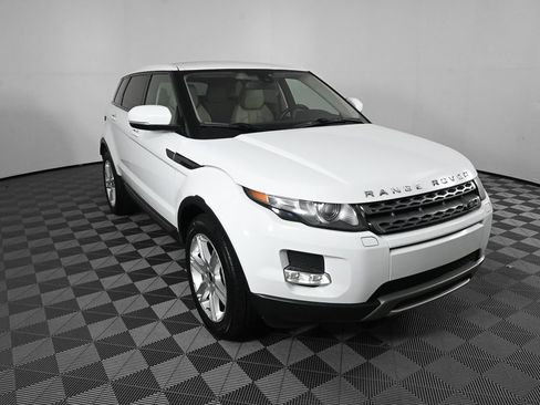 Used 2013 Land Rover Range Rover Evoque Pure Plus AWD/4WD image 22