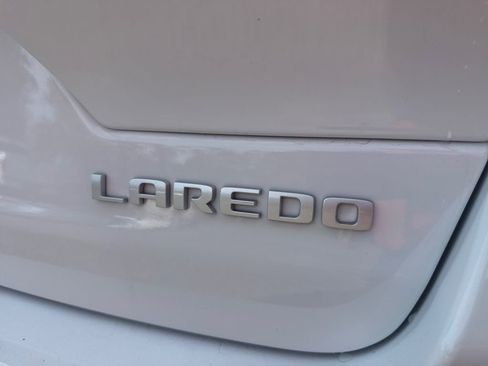 New 2025 Jeep Grand Cherokee Laredo w/ Luxury Tech Group I image 16