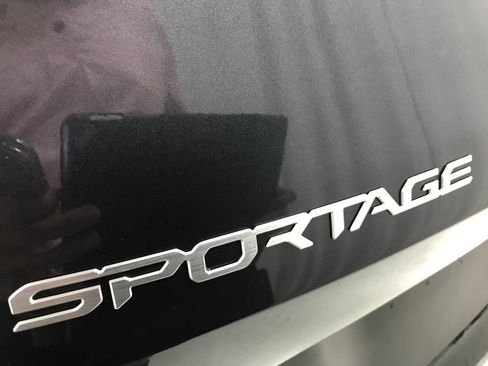 Used 2024 Kia Sportage EX AWD/4WD image 24