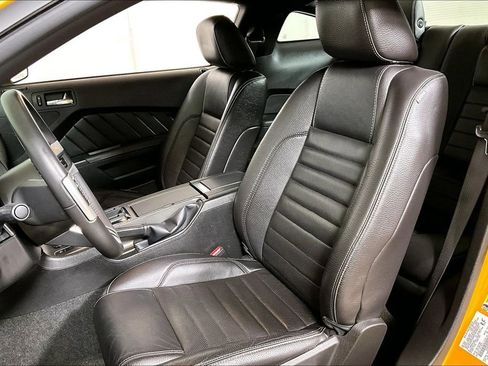 Used 2011 Ford Mustang GT Premium w/ Security Pkg image 24