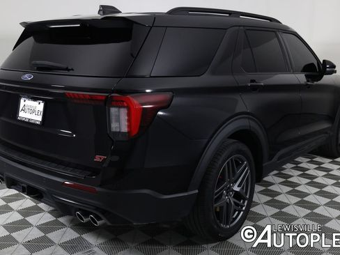 Used 2025 Ford Explorer ST w/ Sun And Sound Package AWD/4WD image 5