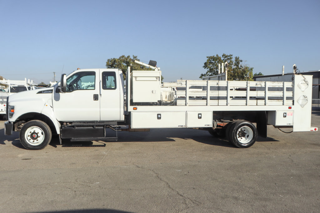Used 2017 Ford F650 2WD SuperCab Super Duty image 5