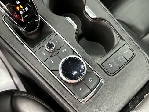 Used 2024 Cadillac XT4 Premium Luxury image 41