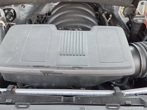 Used 2022 Chevrolet Silverado 1500 LTZ AWD/4WD image 13