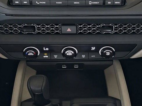 Certified 2024 Honda Accord LX image 19