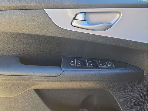 Used 2024 Kia Forte LXS image 20