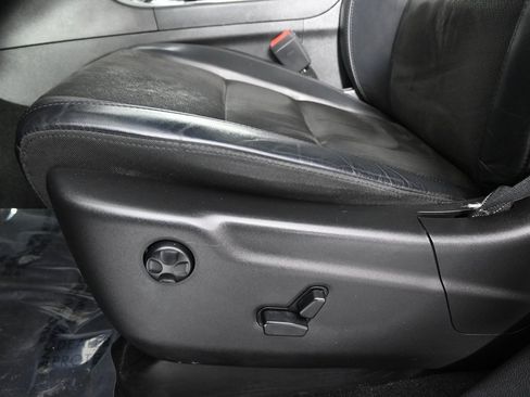 Used 2021 Jeep Grand Cherokee Laredo X image 21