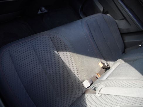 Used 2014 Chevrolet Equinox LS image 8